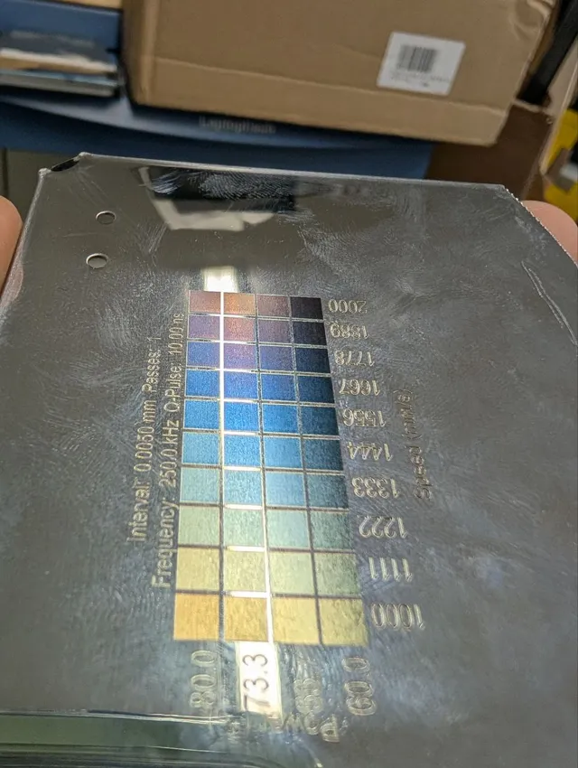 Der MOPA-Faserlaser im FabLab