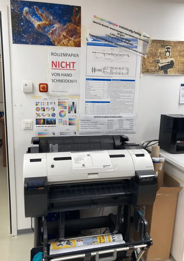 Der Großformatdrucker Canon iPF 670 im FabLab